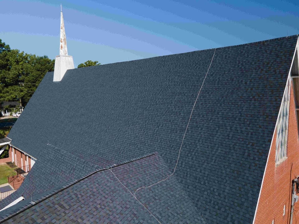 Choosing the Right Roofing Materials for Spring Weather Challenges