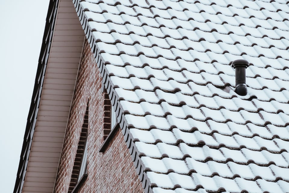 Winter Roof Prep Checklist: 7 Steps to Protect Your Home from Cold Weather Damage