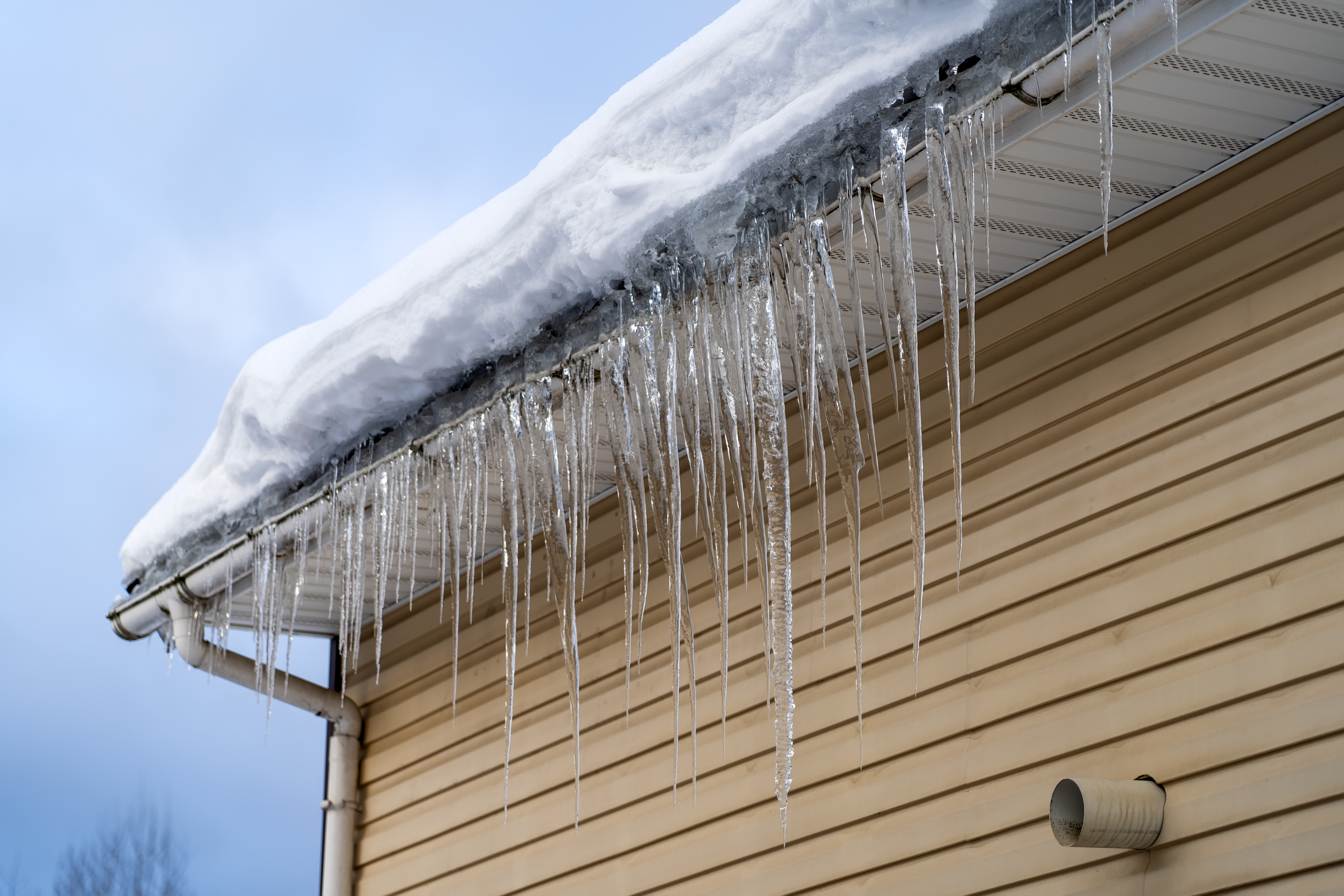 How to Protect Your Roof From Ice Dams